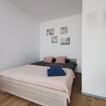 Kawalerka Z Balkonem 27 Daire Çestohova Dış mekan fotoğraf