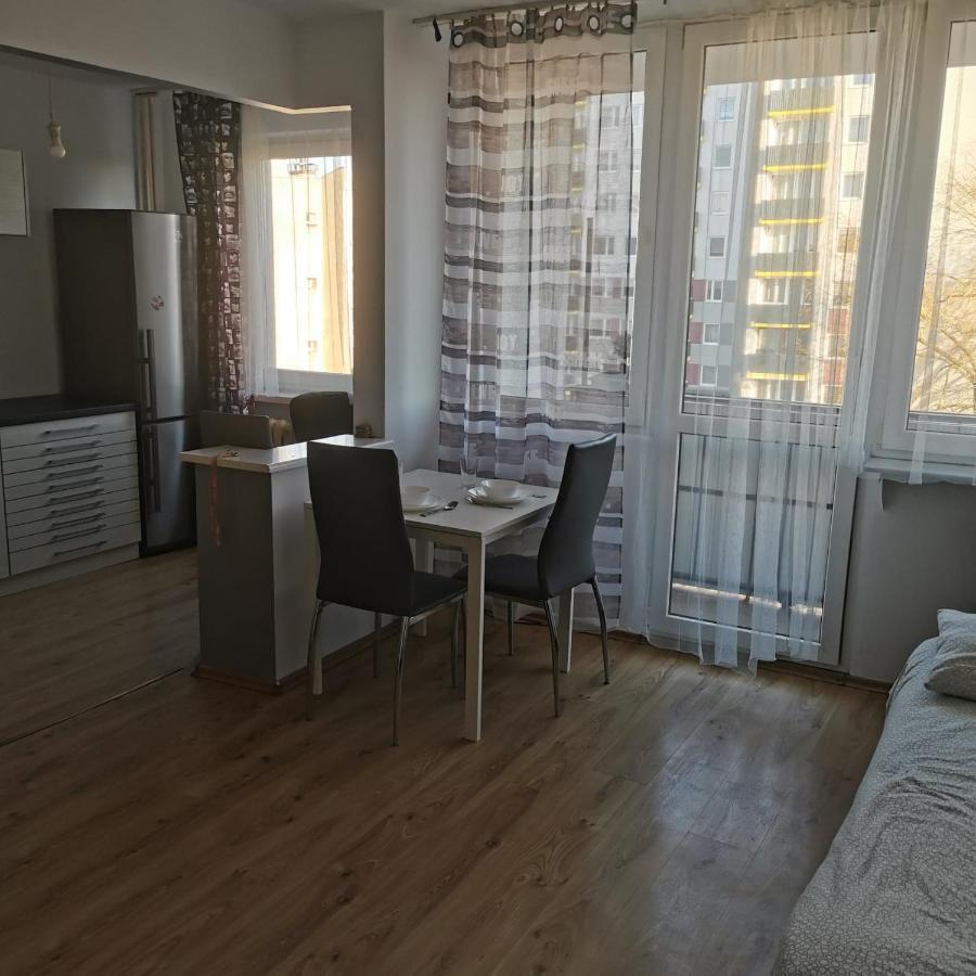 Kawalerka Z Balkonem 27 Daire Çestohova Dış mekan fotoğraf