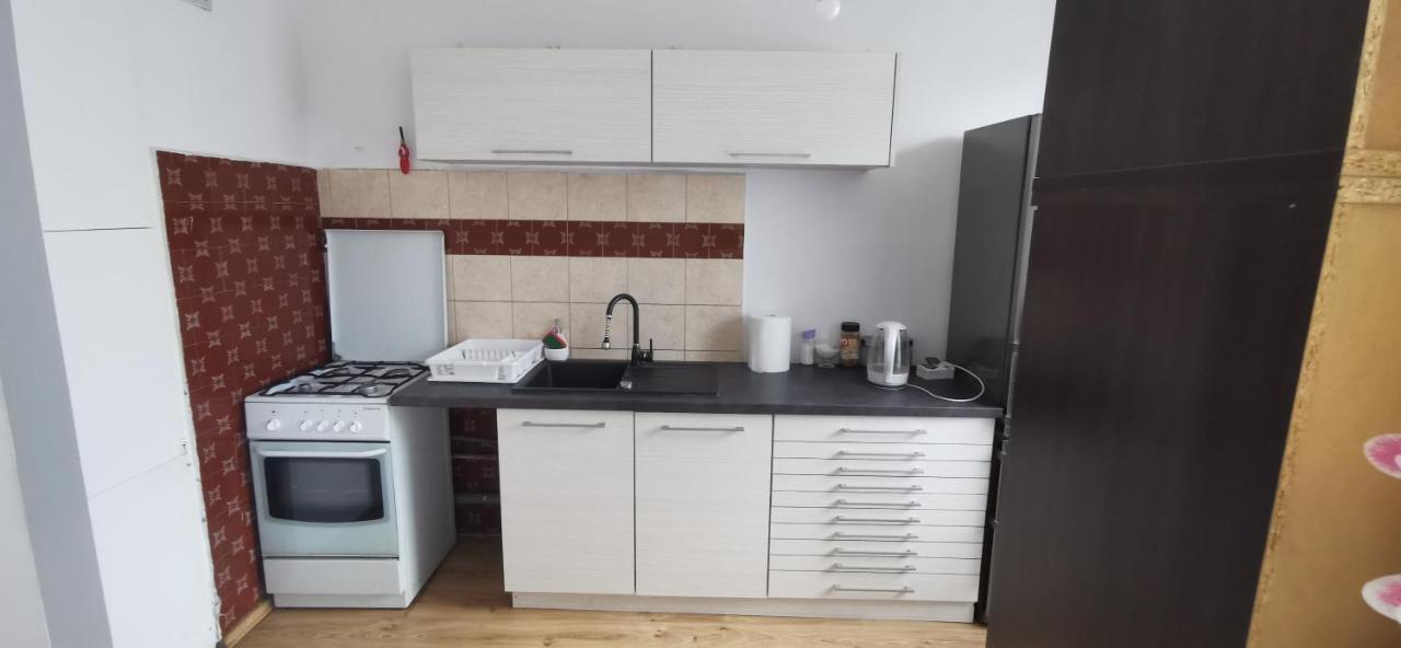 Kawalerka Z Balkonem 27 Daire Çestohova Dış mekan fotoğraf