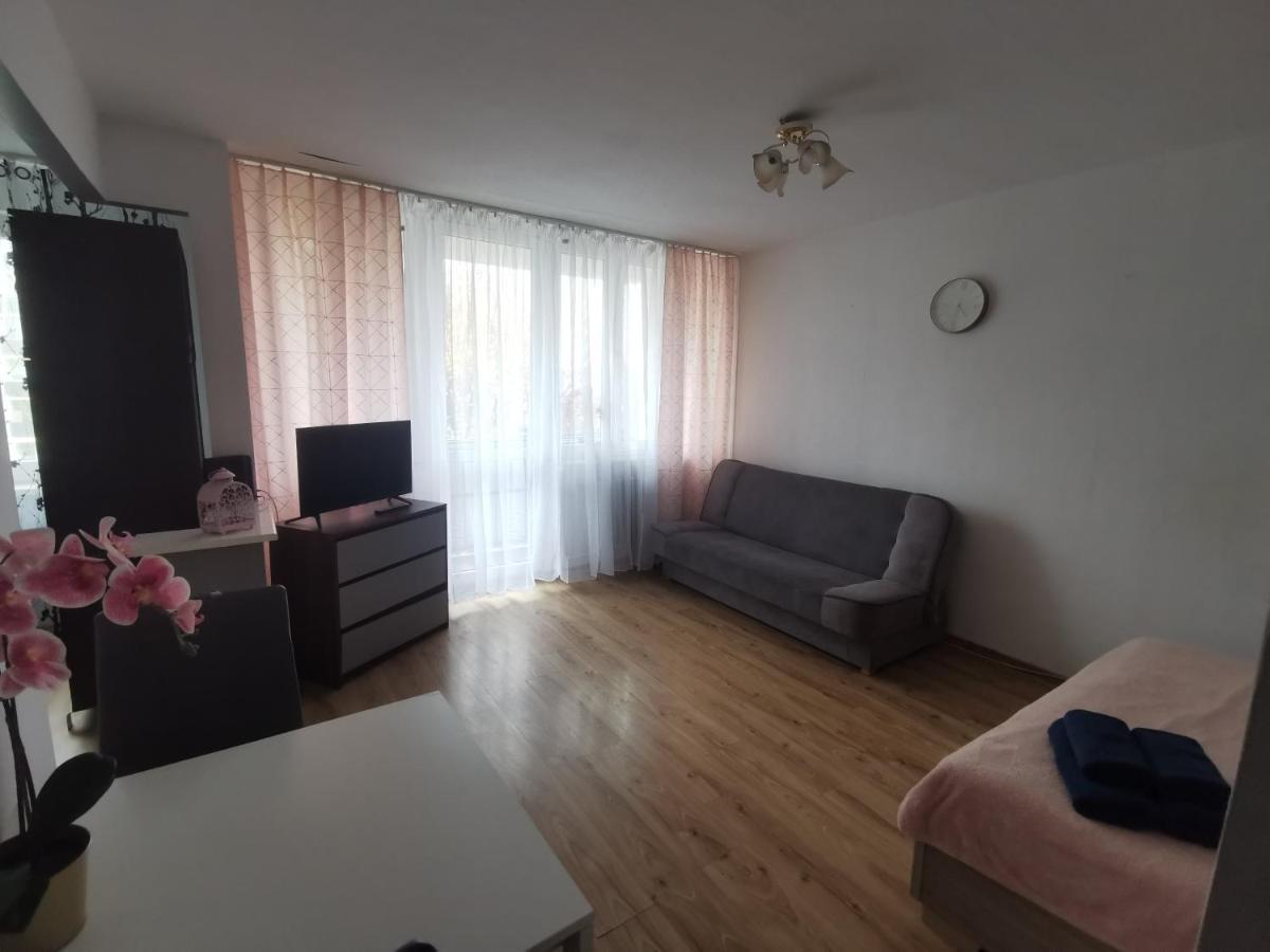 Kawalerka Z Balkonem 27 Daire Çestohova Dış mekan fotoğraf