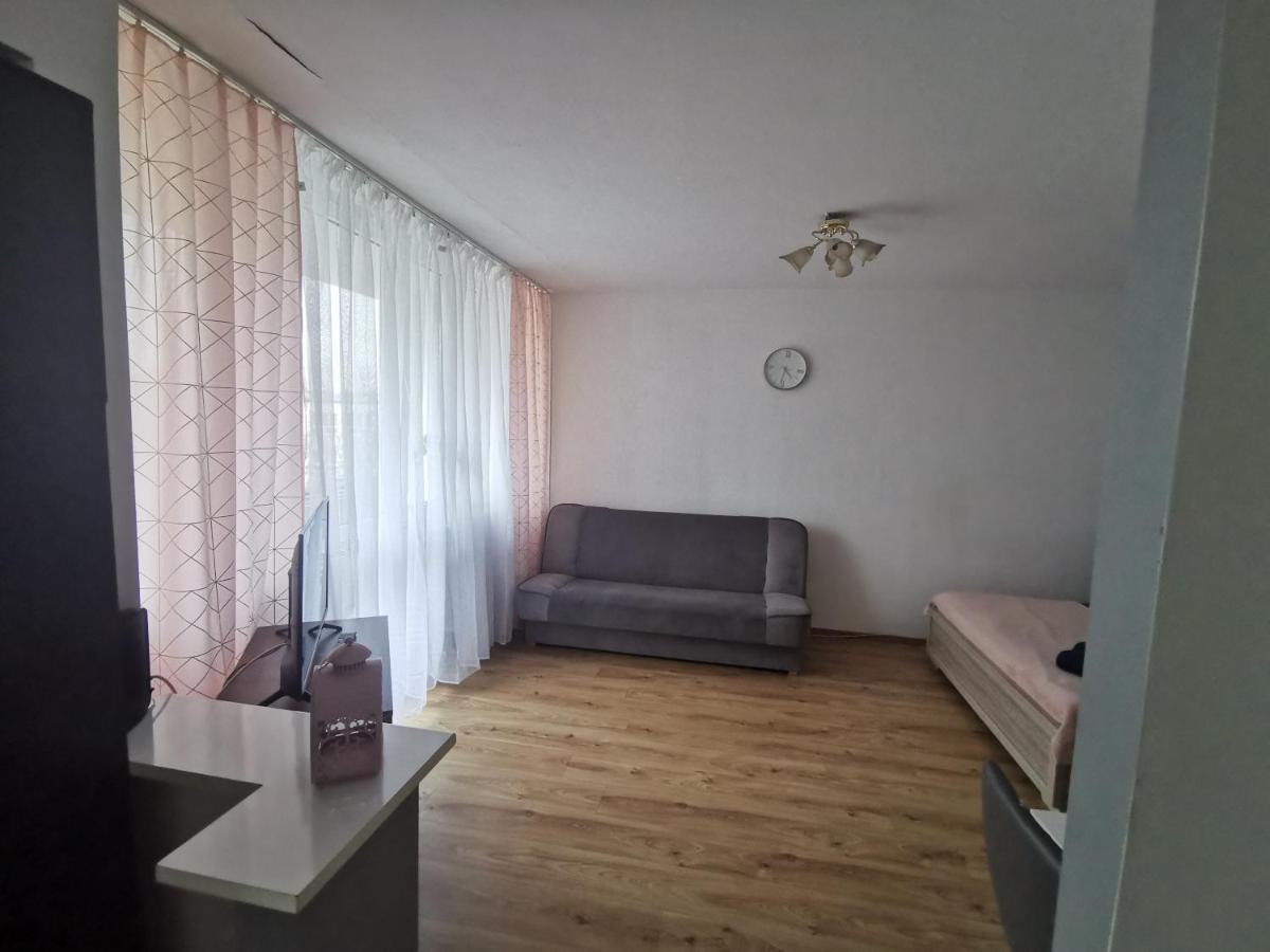 Kawalerka Z Balkonem 27 Daire Çestohova Dış mekan fotoğraf